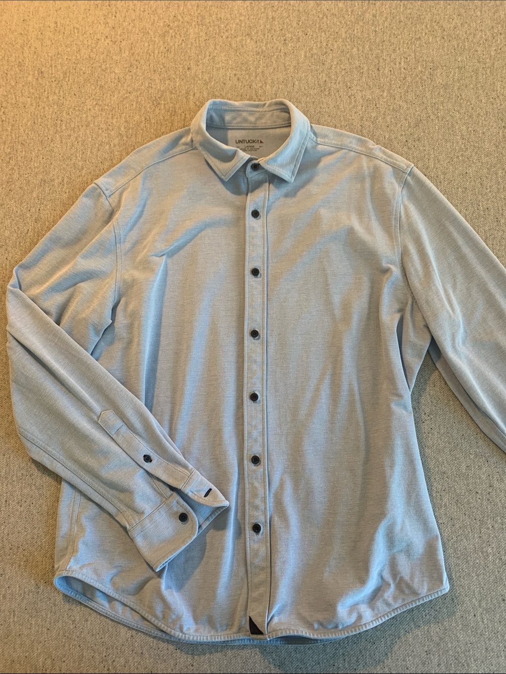 UNTUCKit Men's Pale Blue Long-Sleeve Button-Down Shirt